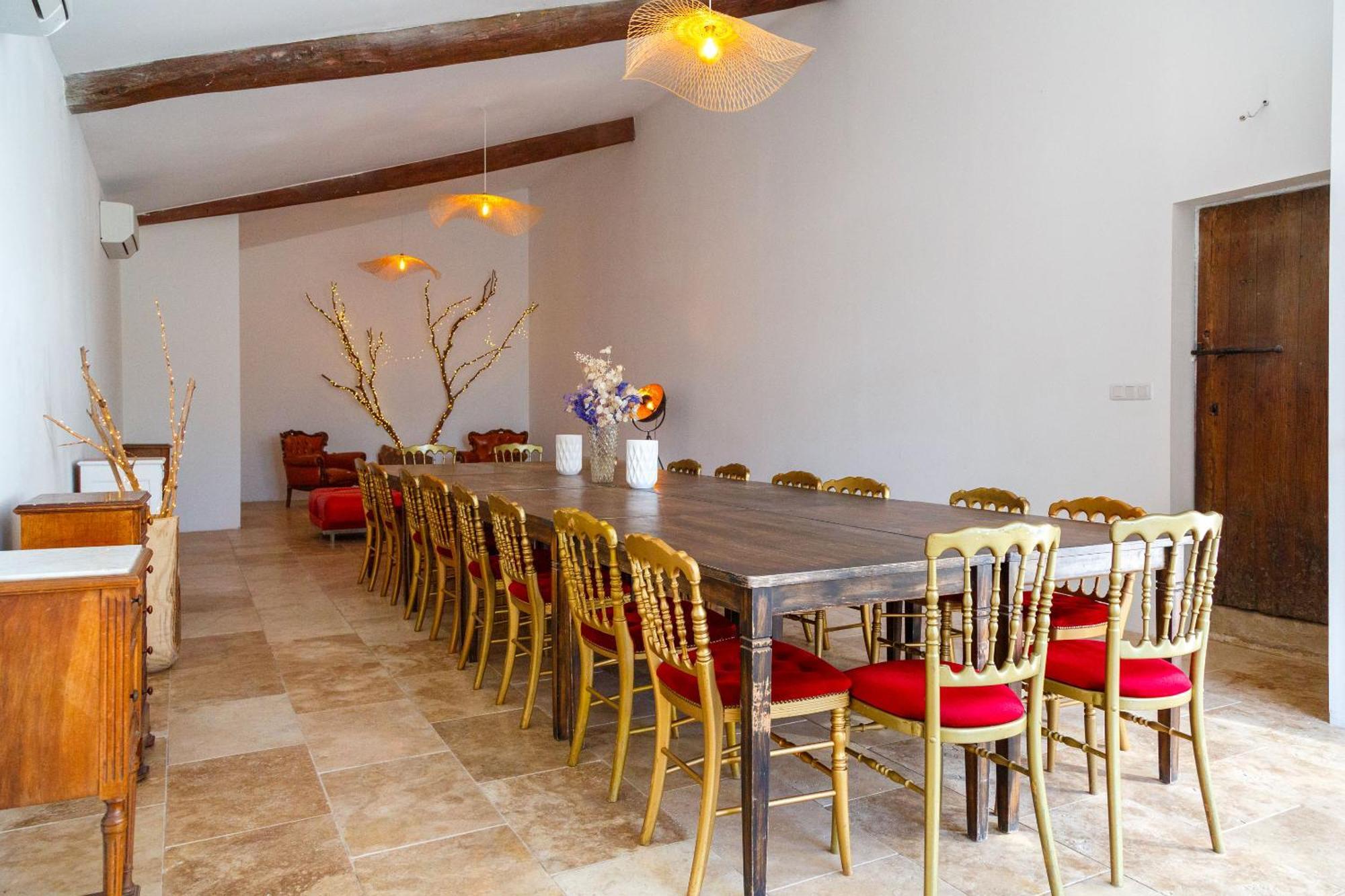 Ritournelle En Provence 18 Personnes 4 Etoiles Villa Перн-ле-Фонтен Екстериор снимка
